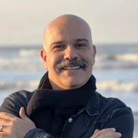 آرش تنهایی